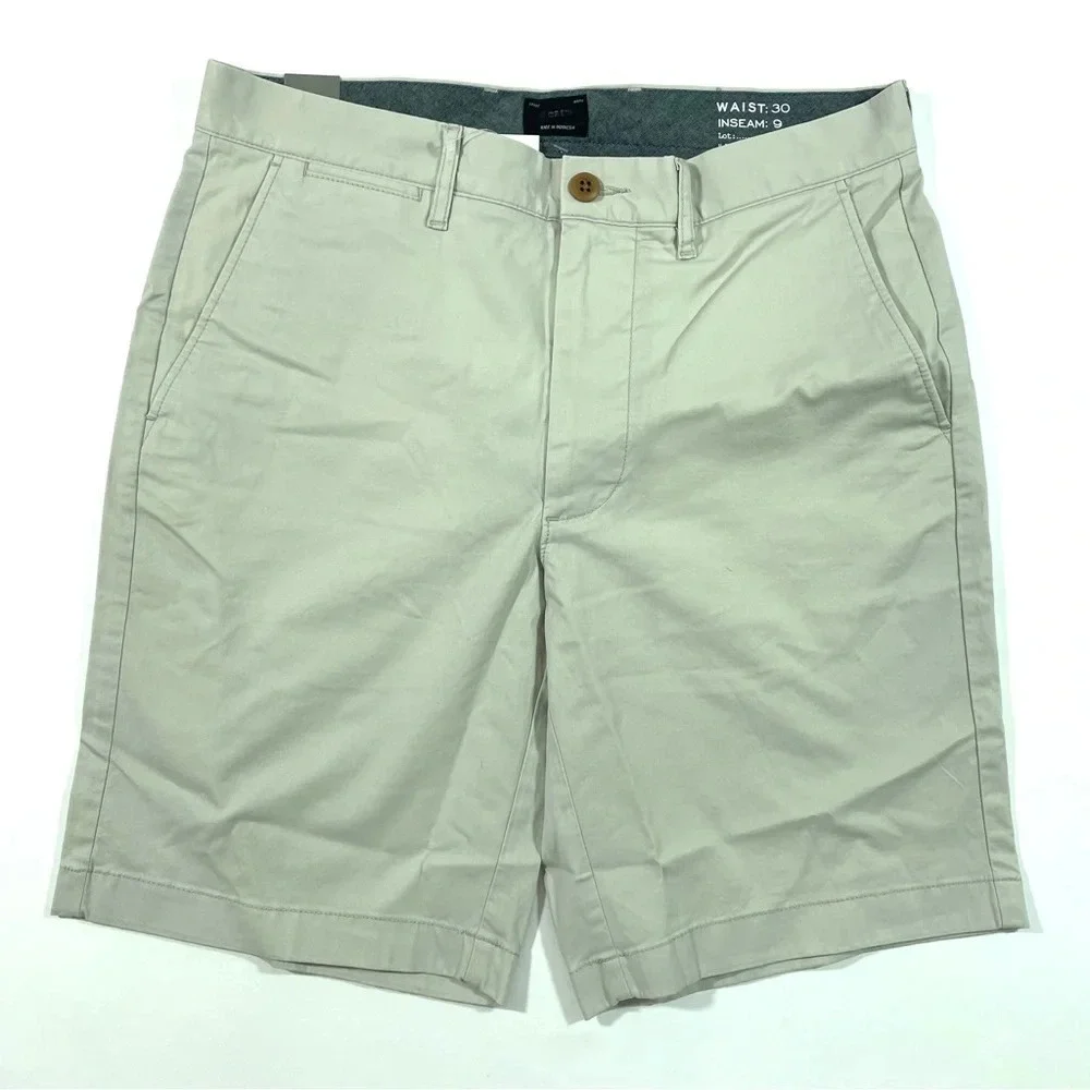 New J Crew 9” Chino Shorts Men’s Size 30 Stone